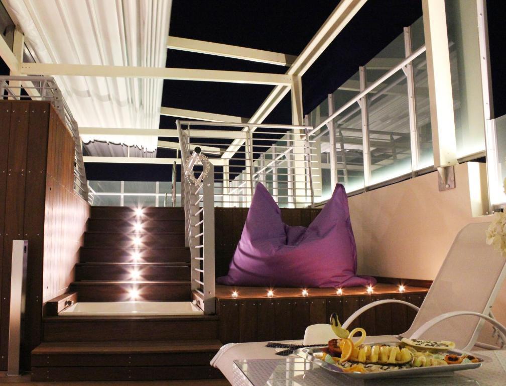 Hotel Aquila D'Oro Misano Adriatico Buitenkant foto